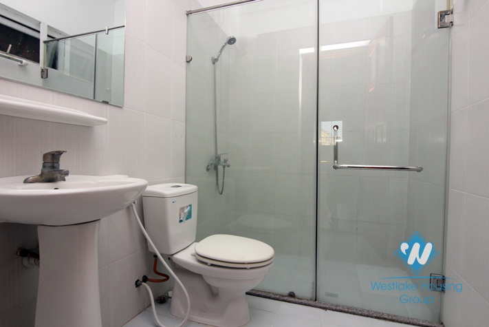 A duplex 3 bedroom apartment for rent in Dang thai mai, Tay ho